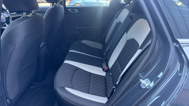 Kia Ceed 1.6 CRDi ISG GT-Line 5dr DCT Diesel Hatchback